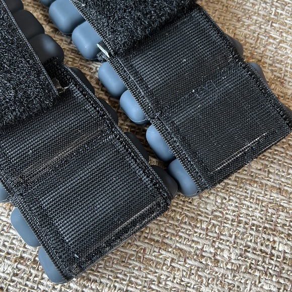 ❌SOLD❌ Bala Bangles charcoal 1lbs ea - Picture 10 of 12